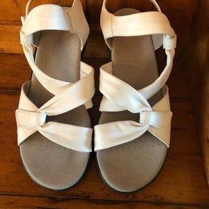Clark’s  White Sandal